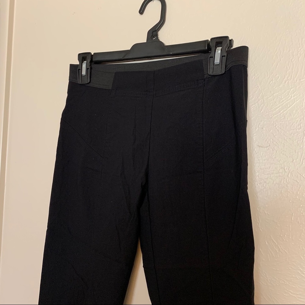 Vera Wang Capris
